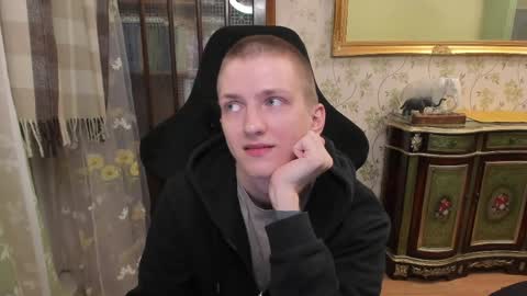 Snapshot of vince__dice chatting on April 18, 2026, 7:58 pm Dimoooooon online show from April 18, 2026, 7:58 pm