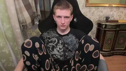 Snapshot of vince__dice chatting on June 3, 2026, 11:10 pm Dimoooooon online show from June 3, 2026, 11:10 pm