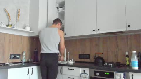 Snapshot of vincent_o chatting on December 29, 2024, 8:44 am Vincent. uncut 18cm online show from December 29, 2024, 8:44 am