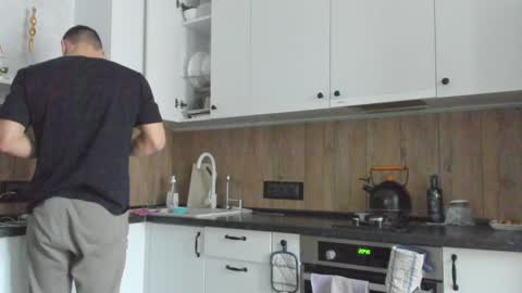 Snapshot of vincent_o chatting on January 21, 2025, 8:30 am Vincent. uncut 18cm online show from January 21, 2025, 8:30 am