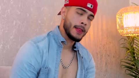 Snapshot of vincentblack_ chatting on September 12, 2025, 4:12 am Vincent online show from September 12, 2025, 4:12 am