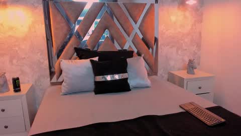 Snapshot of vincentblack_ chatting on September 22, 2025, 3:52 am Vincent online show from September 22, 2025, 3:52 am