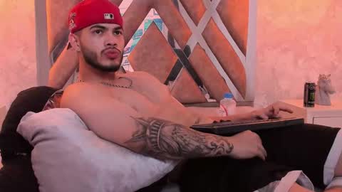 Snapshot of vincentblack_ chatting on September 22, 2025, 3:58 pm Vincent online show from September 22, 2025, 3:58 pm