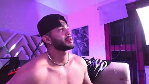 Snapshot of vincentblack_ chatting on January 19, 2026, 4:16 am Vincent online show from January 19, 2026, 4:16 am