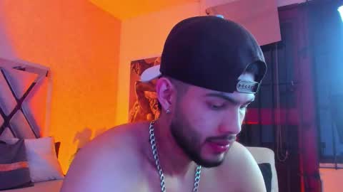 Snapshot of vincentblack_ chatting on February 6, 2026, 3:11 am Vincent online show from February 6, 2026, 3:11 am