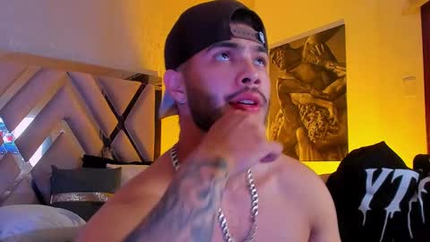 Snapshot of vincentblack_ chatting on February 19, 2026, 4:30 am Vincent online show from February 19, 2026, 4:30 am