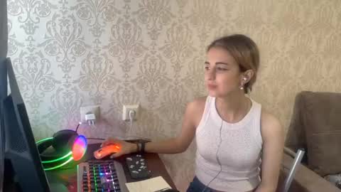 Mira online show from May 3, 2026, 3:18 pm