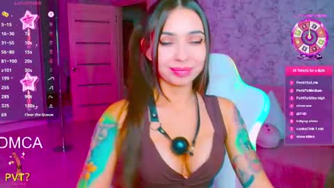 Vinkiepinkie online show from August 1, 2026, 6:07 pm