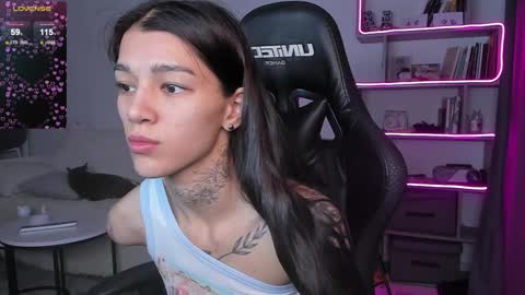 Snapshot of vinkitinkii chatting on December 8, 2024, 9:24 am vinkitinkii online show from December 8, 2024, 9:24 am