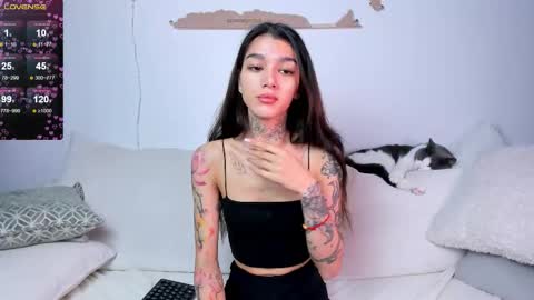 Snapshot of vinkitinkii chatting on September 17, 2025, 6:48 am vinkitinkii online show from September 17, 2025, 6:48 am