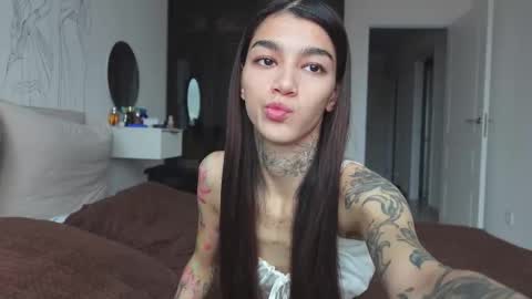 Snapshot of vinkitinkii chatting on October 16, 2025, 6:58 am vinkitinkii online show from October 16, 2025, 6:58 am