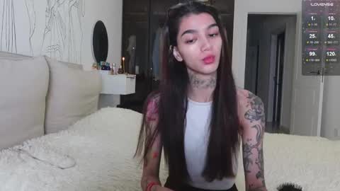 Snapshot of vinkitinkii chatting on November 16, 2025, 5:35 am vinkitinkii online show from November 16, 2025, 5:35 am