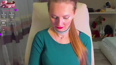 Snapshot of viola_1 chatting on February 26, 2025, 9:48 pm Funny girl online show from February 26, 2025, 9:48 pm