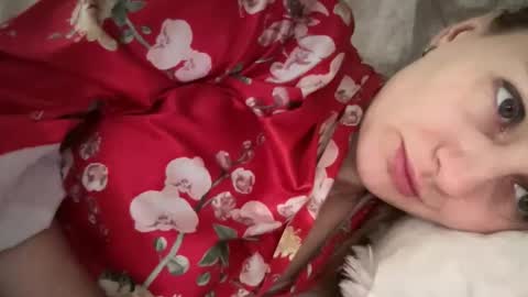 Snapshot of viola_1 chatting on September 21, 2025, 10:06 am Funny girl online show from September 21, 2025, 10:06 am