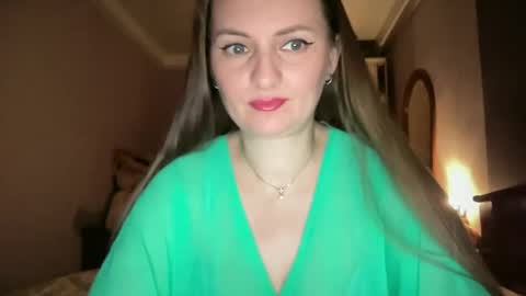 Snapshot of viola_1 chatting on June 7, 2026, 6:55 pm Funny girl online show from June 7, 2026, 6:55 pm