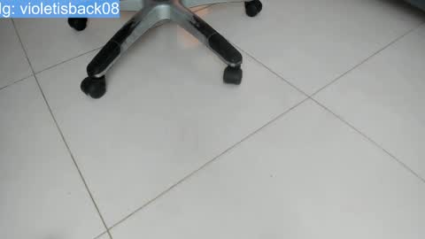 Violet online show from September 20, 2025, 8:21 pm