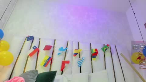 Snapshot of violeet_gray chatting on July 1, 2026, 11:34 am violeet_gray online show from July 1, 2026, 11:34 am