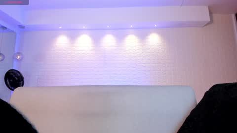 Violett  Everyday From 0530 to 1430 Col Time online show from January 17, 2025, 10:44 am