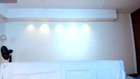 Violett  Everyday From 0530 to 1430 Col Time online show from September 26, 2025, 10:52 am