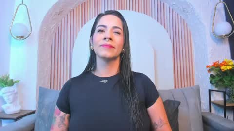 Snapshot of violeet_scottt chatting on May 30, 2026, 10:56 am Violette online show from May 30, 2026, 10:56 am