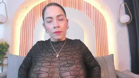 Snapshot of violeet_scottt chatting on June 27, 2026, 10:53 am Violette online show from June 27, 2026, 10:53 am