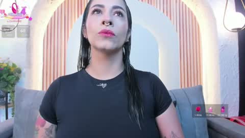 Snapshot of violeet_scottt chatting on August 3, 2026, 9:59 am Violette online show from August 3, 2026, 9:59 am