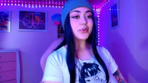 violet online show from September 18, 2025, 8:33 pm