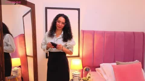 Snapshot of violet__15 chatting on June 10, 2026, 12:26 pm violet__15 online show from June 10, 2026, 12:26 pm