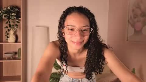 Snapshot of violet__15 chatting on June 16, 2026, 12:08 pm violet__15 online show from June 16, 2026, 12:08 pm