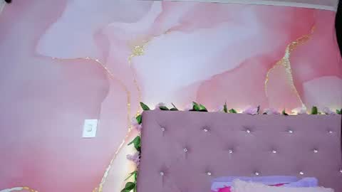 violet__taylor_ online show from June 25, 2026, 2:22 am