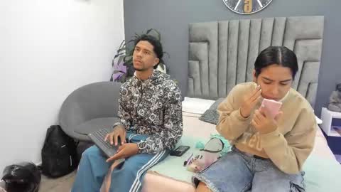 Snapshot of violet_and_myers chatting on October 8, 2025, 11:30 am Violet and Myers online show from October 8, 2025, 11:30 am