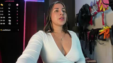 Snapshot of violet_bdsmx chatting on July 19, 2026, 11:30 pm Kim online show from July 19, 2026, 11:30 pm