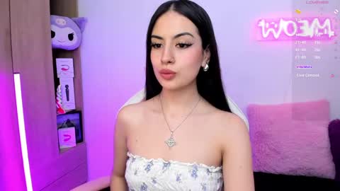 Snapshot of violet_catt chatting on January 10, 2025, 5:02 pm Violeta online show from January 10, 2025, 5:02 pm