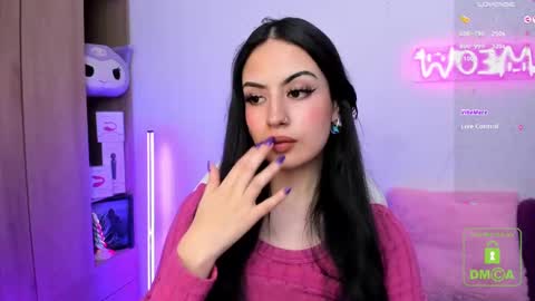 Snapshot of violet_catt chatting on February 4, 2025, 9:41 pm Violeta online show from February 4, 2025, 9:41 pm