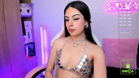 Snapshot of violet_catt chatting on February 19, 2025, 9:36 pm Violeta online show from February 19, 2025, 9:36 pm