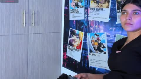 Snapshot of violet_fiore chatting on April 1, 2026, 5:32 pm Violet Fiore online show from April 1, 2026, 5:32 pm