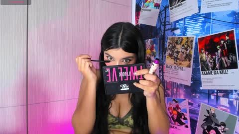 Snapshot of violet_fiore chatting on April 10, 2026, 5:01 am Violet Fiore online show from April 10, 2026, 5:01 am