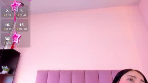 violet online show from November 21, 2025, 1:32 pm