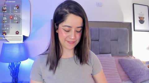 Violet Nova online show from April 23, 2026, 11:42 am