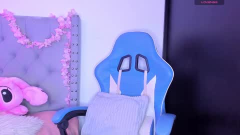 Snapshot of violet_rost chatting on September 8, 2025, 2:27 pm Violet online show from September 8, 2025, 2:27 pm