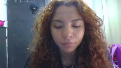 Snapshot of violet_smmithh chatting on July 16, 2026, 2:06 am Violet online show from July 16, 2026, 2:06 am
