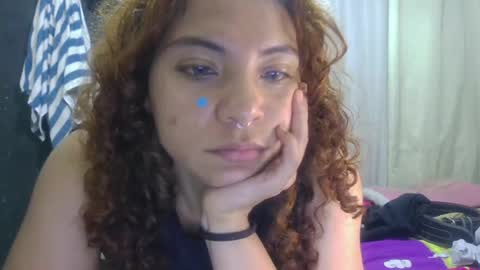 Snapshot of violet_smmithh chatting on August 9, 2026, 3:23 am Violet online show from August 9, 2026, 3:23 am