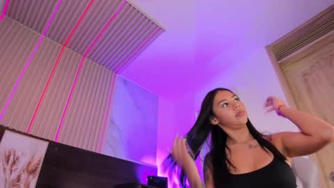 Snapshot of violet_spencer chatting on February 4, 2025, 10:55 pm Violeta online show from February 4, 2025, 10:55 pm