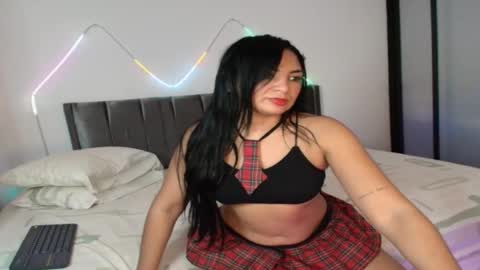 violeta online show from November 17, 2025, 12:22 pm