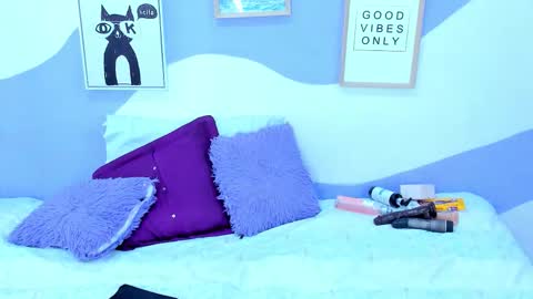 Snapshot of violeta_1404 chatting on November 14, 2025, 1:43 pm violeta_1404 online show from November 14, 2025, 1:43 pm