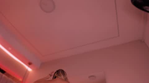 Snapshot of violeta_abel chatting on September 13, 2025, 10:26 am Violeta online show from September 13, 2025, 10:26 am