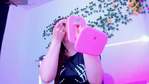 Violeta online show from March 9, 2026, 2:54 pm