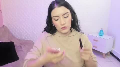     online show from September 25, 2025, 9:18 pm