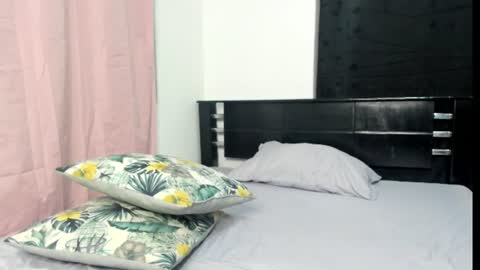Snapshot of violeta_gracee chatting on July 14, 2026, 2:05 am violeta_gracee online show from July 14, 2026, 2:05 am