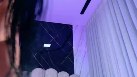 Snapshot of violeta_london chatting on June 8, 2026, 3:07 am violeta london online show from June 8, 2026, 3:07 am
